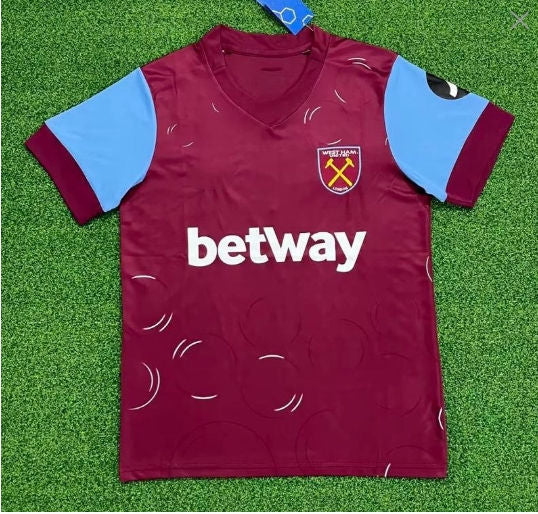 Football Jerseys for Manchester City, Arsenal, PSG, and More